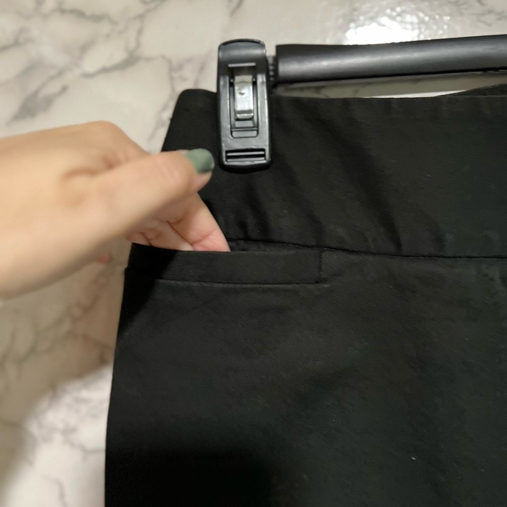 Dolce & Gabbana Black Pencil Skirt - Picture 4 of 17